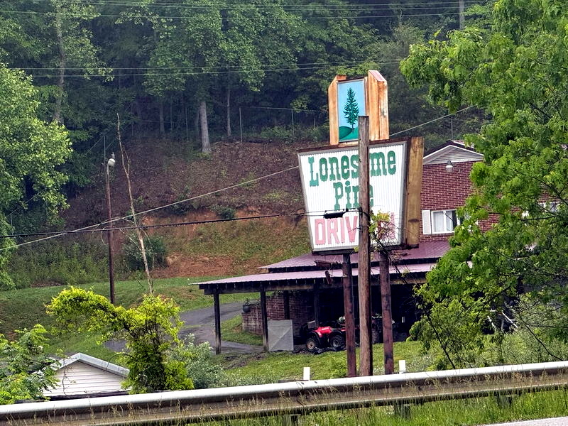 Lonesome Pine Drive-In - From Vermonter At Heart On Facebook (newer photo)